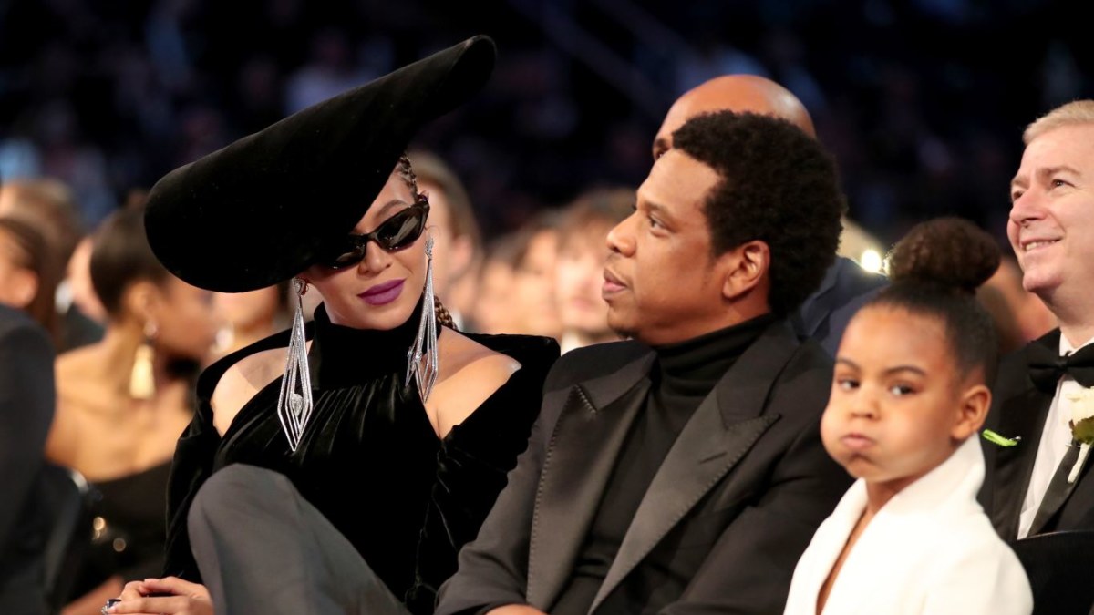 Beyonce ir Jay Z su dukra Blue Ivy – Grammy ceremonijoje / „Scanpix“ nuotr.