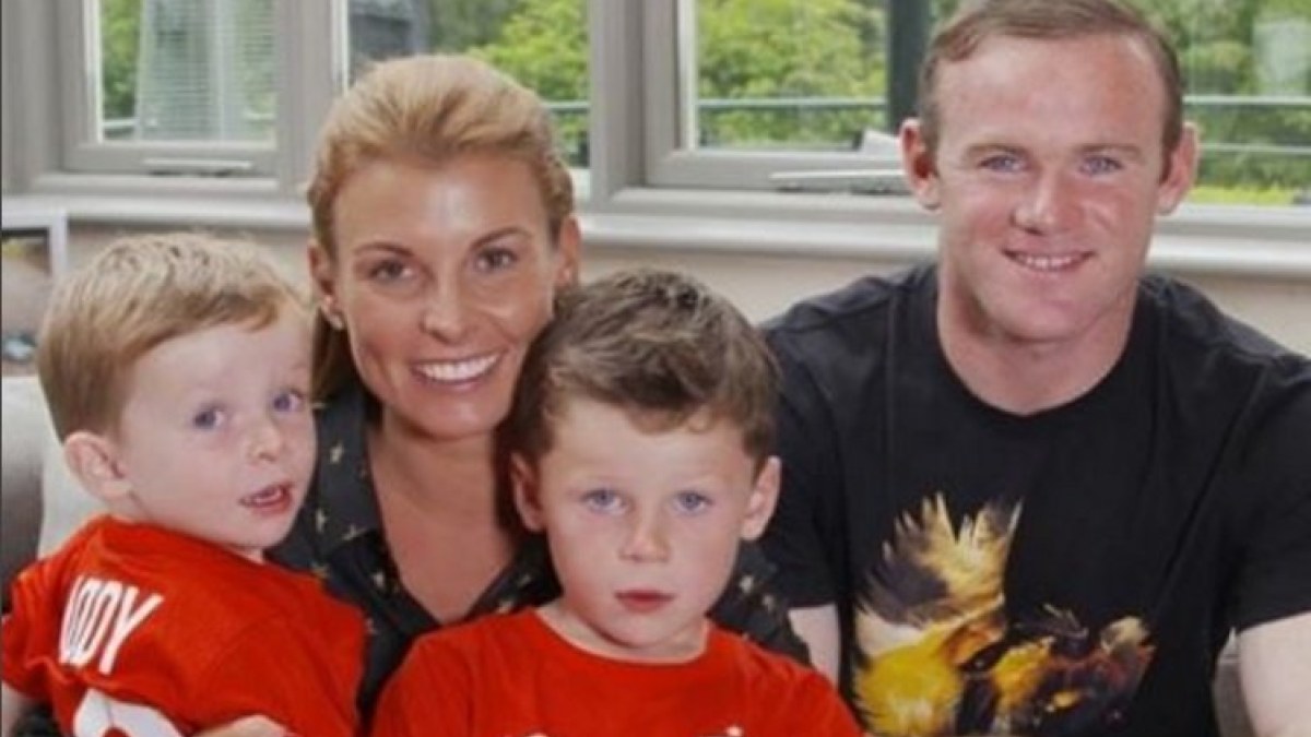 Wayne'as Rooney su žmona Coleen bei sūnumis Kai ir Klay / „Instagram“ nuotr.