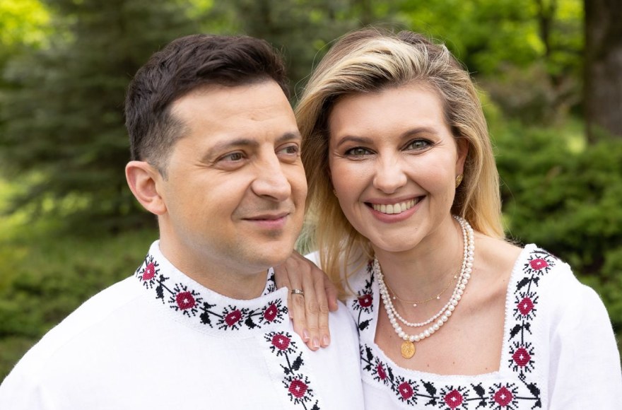 Volodymyr Zelensky med sin kone Olena / Soc.  nettverksbilde