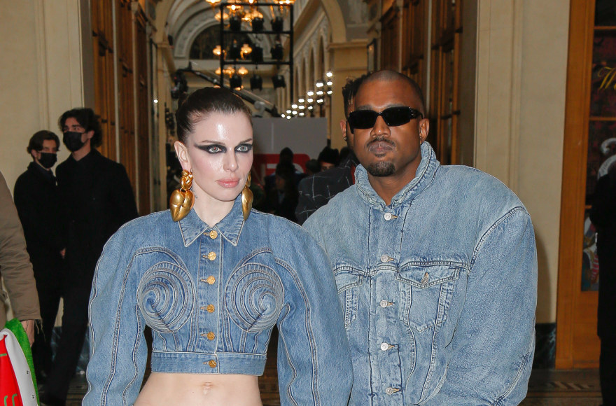 Kanye Westas ir Julia Fox / Scanpix nuotr.