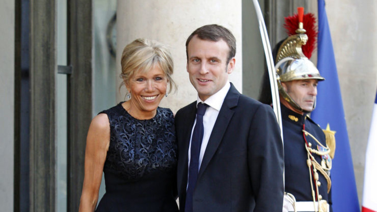 Prancūzijos prezidentas Emmanuelis Macronas su žmona Brigitte Trogneux / Scanpix nuotr. 
