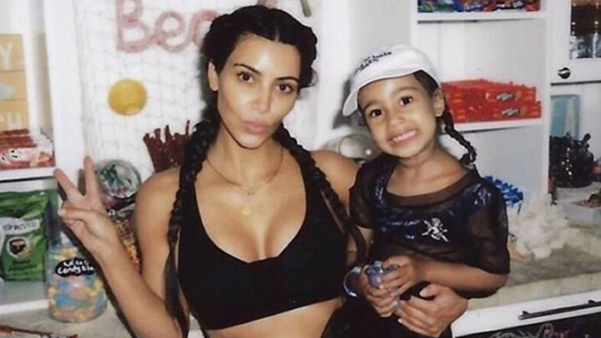 Kim Kardashian su dukra North West / „Scanpix“ nuotr.